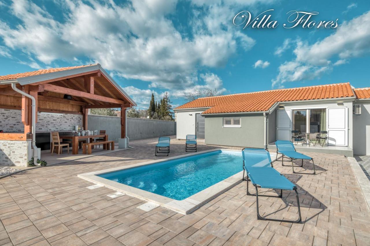 Villa Flores Kavran ภายนอก รูปภาพ